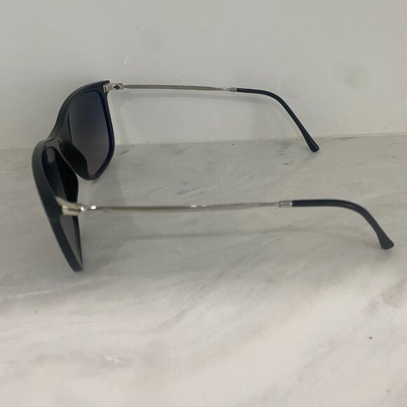 Ray-Ban Polarized Sunglasses (RB4344) (3P) - Picture 6 of 10